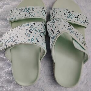 Spenco Floral Slide Sandals Size 8 Mint Green